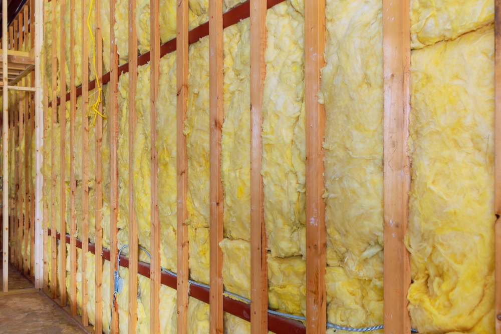 Adding,Thermal,Insulation,To,Wall,Using,Mineral,Rock,Wool,During